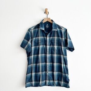Kuhl Response Short Sleeve Shirt Blue Plaid Men’s Size Medium Button Up